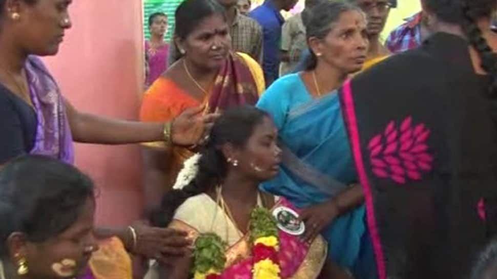 Minister makes 300 pregnant women wait for a photo-op in Tamil Nadu