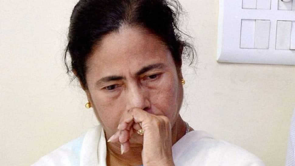 Mamata Banerjee expresses grief at Shashi Kapoor&#039;s death