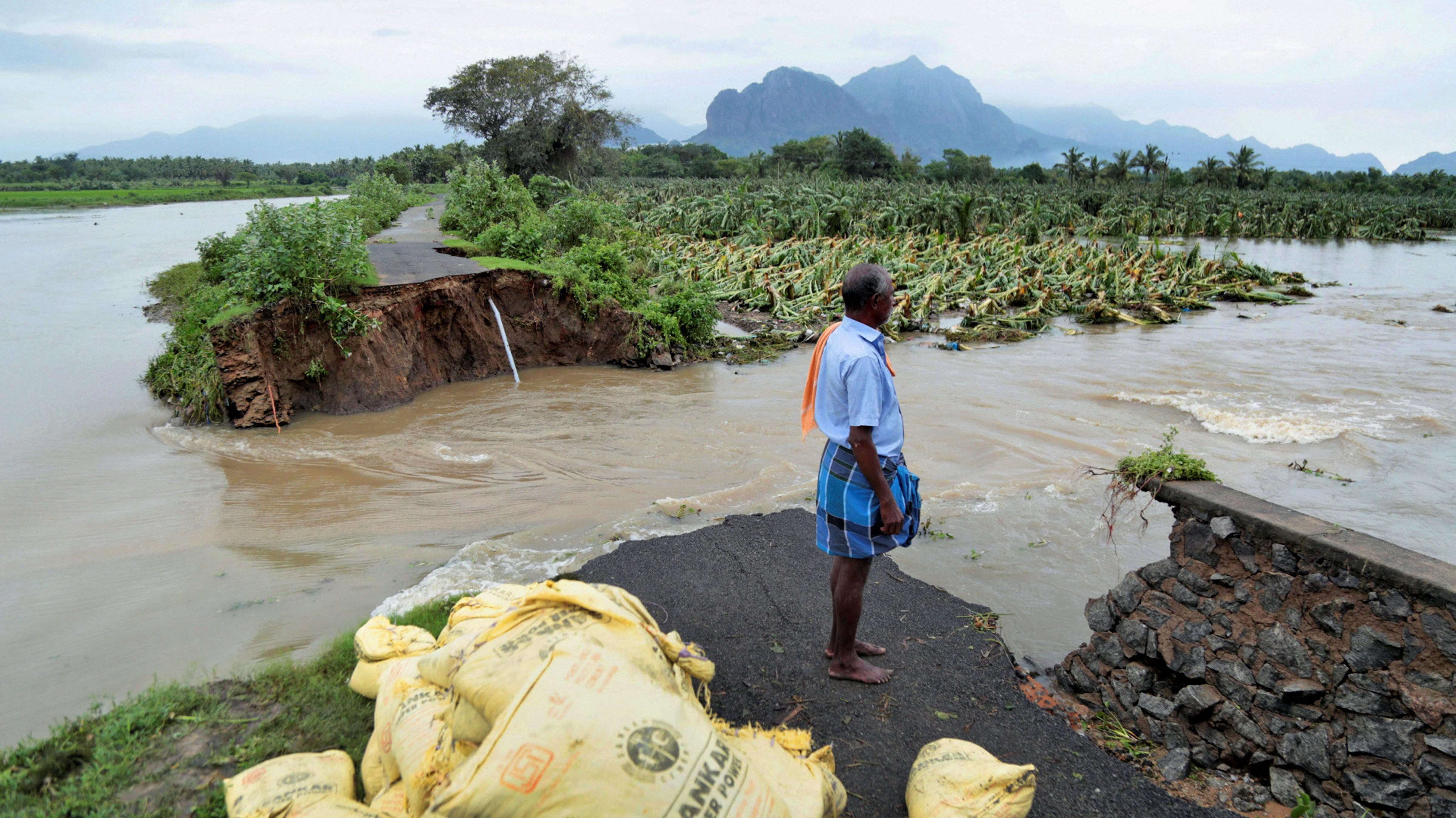 Cyclone Ockhi dissipates, Gujarat spared Cyclone Ockhi dissipates, Gujarat spared