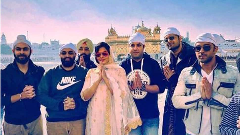 &#039;Fukrey Returns&#039; team visits Golden Temple