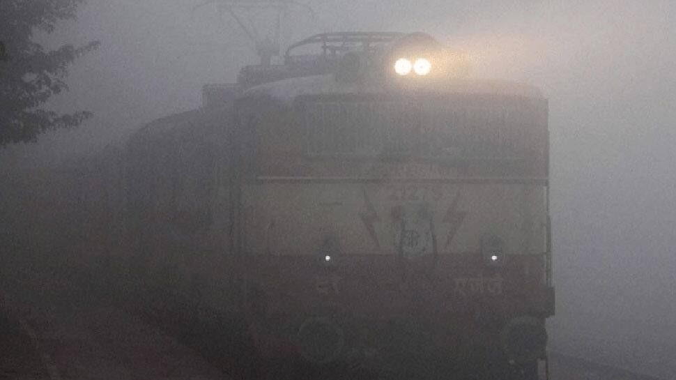 Cold morning in Delhi, 8 trains cancelled, 15 delayed