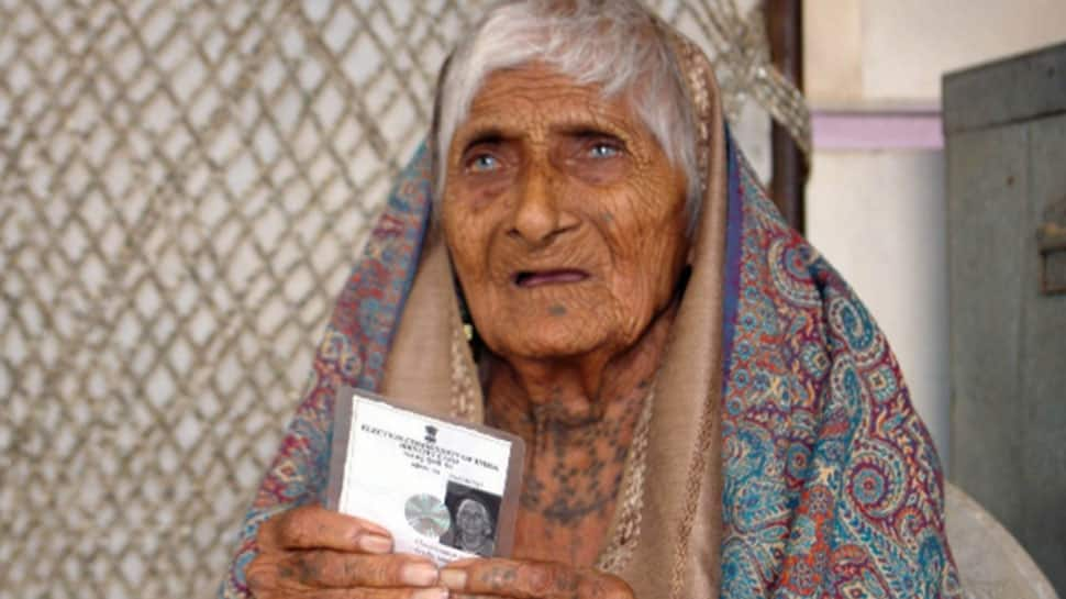 Gujarat Assembly elections 2017: Meet the 126-year-old woman who cast her vote in Rajkot