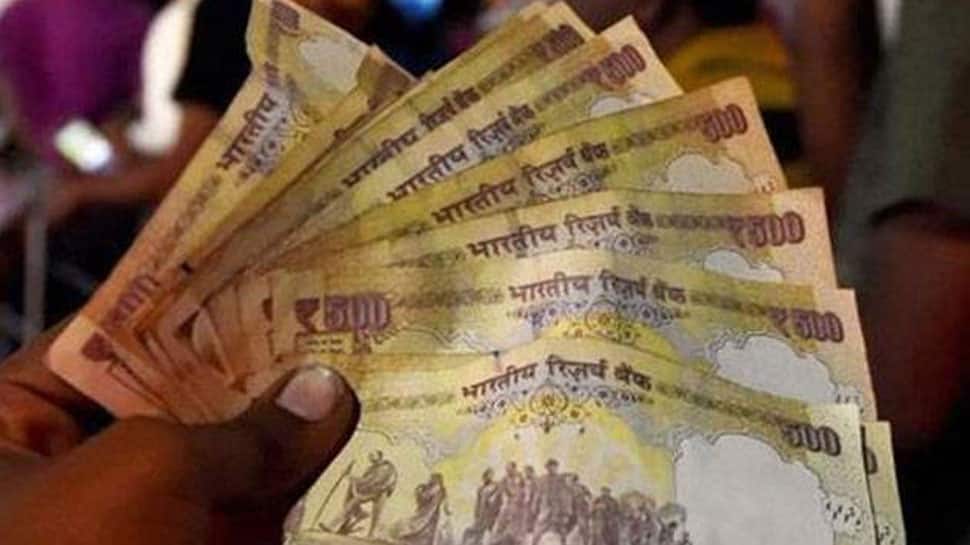 Banned notes worth Rs 50 crore seized in Gujarat on poll day