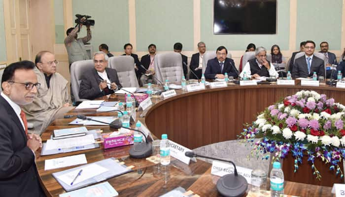 Budget 2018: Economists meet FM, urge him to increase social security pension