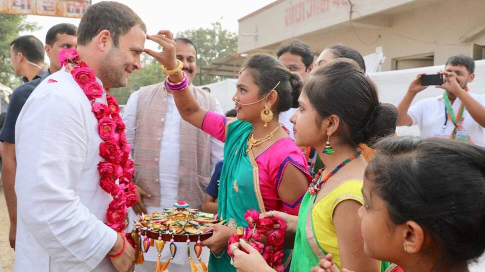 Narendra Modi wishes Rahul Gandhi &#039;fruitful tenure&#039; as Congress president, Rahul thanks PM 