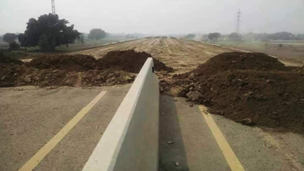 CPEC trouble: Pakistan halts work on 3 road projects that China stopped funding CPEC trouble: Pakistan halts work on 3 road projects that China stopped funding