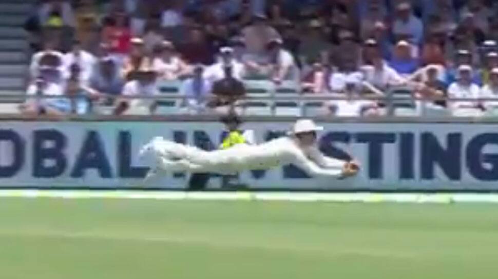 Ashes, 3rd Test: &#039;Unlucky&#039; Aussie substitute fielder Peter Handscomb takes flying catch to end Dawid Malan&#039;s brilliant WACA knock — Watch