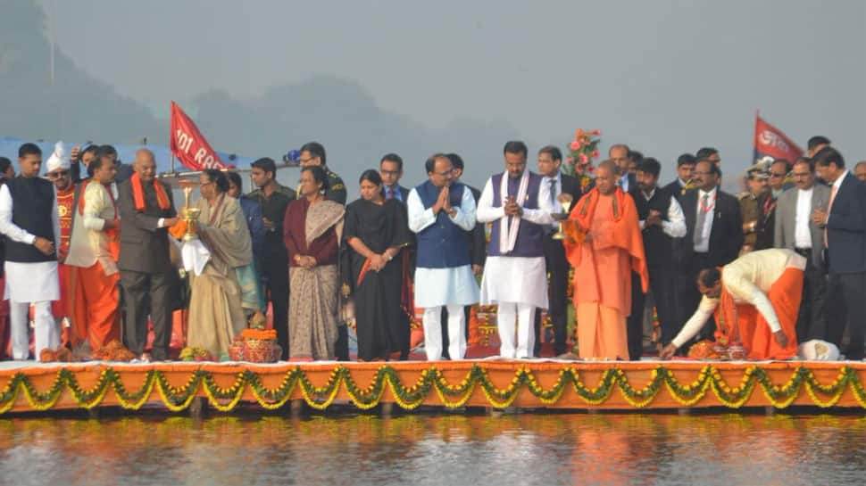 President Ram Nath Kovind offers prayers at Sangam in Allahabad