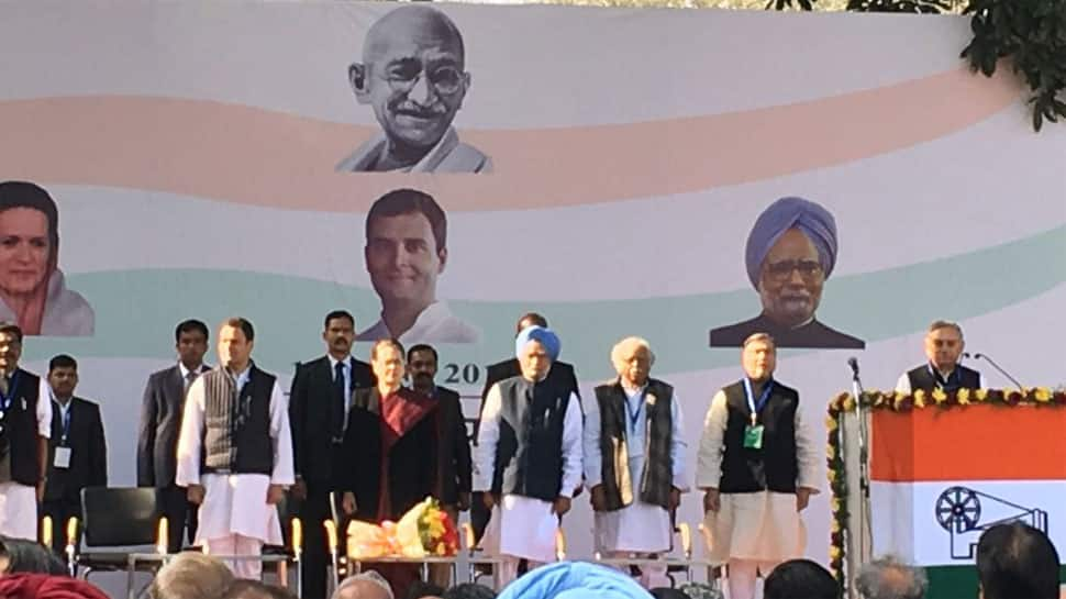 Rahul Gandhi takes over amid sense of politics of fear in India: Manmohan Singh