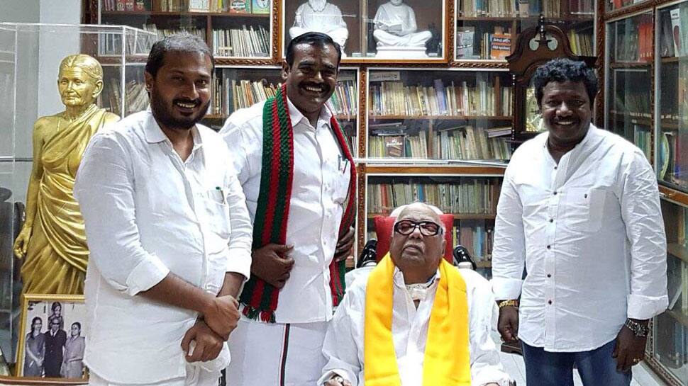 After about 1 year gap, Karunanidhi visits party office