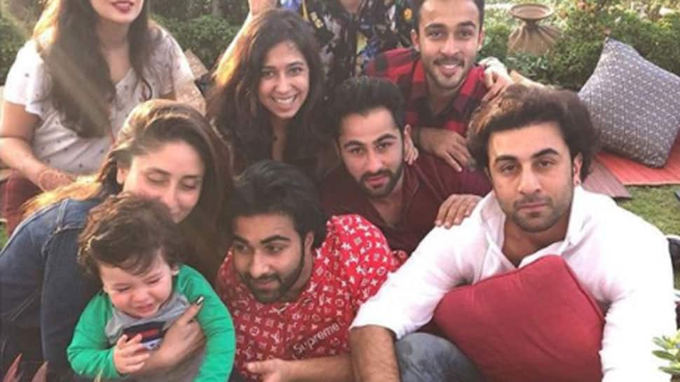 Ranbir Kapoor&#039;s pic with Taimur Ali Khan on Kapoors&#039; Christmas brunch is breaking the internet!