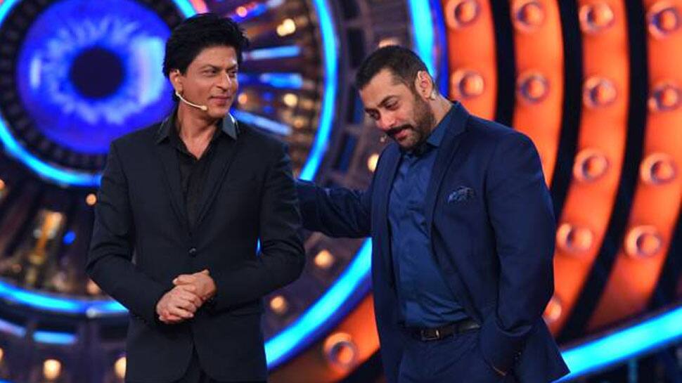 Shah Rukh Khan sings birthday song for Salman Khan