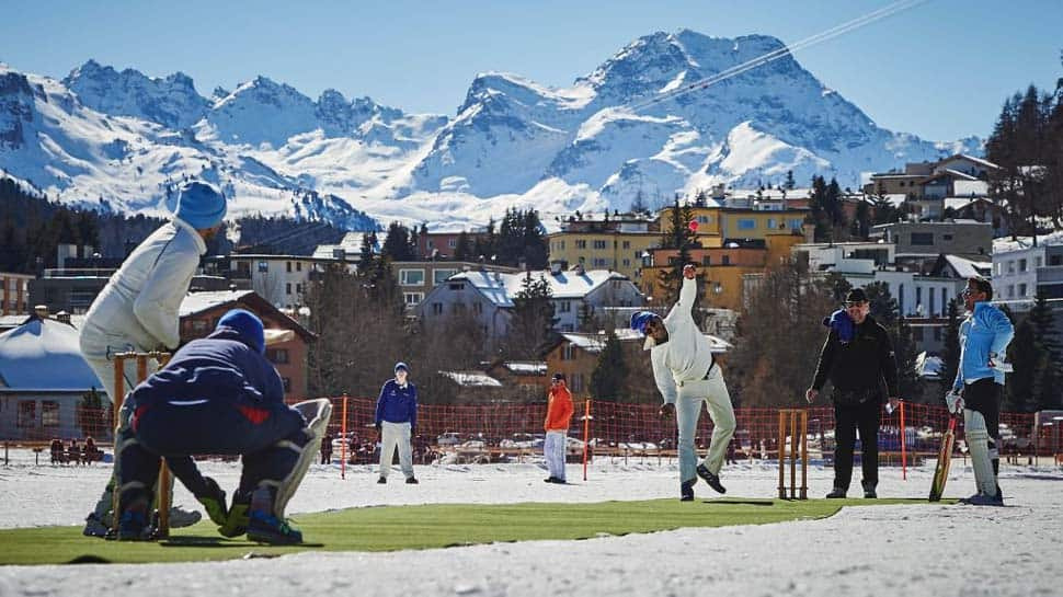 Dwayne Bravo, Abdul Razzaq to take part in St. Moritz Ice Cricket 2018