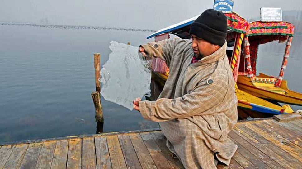 Cold conditions intensify in Jammu and Kashmir, night temperatures below freezing point