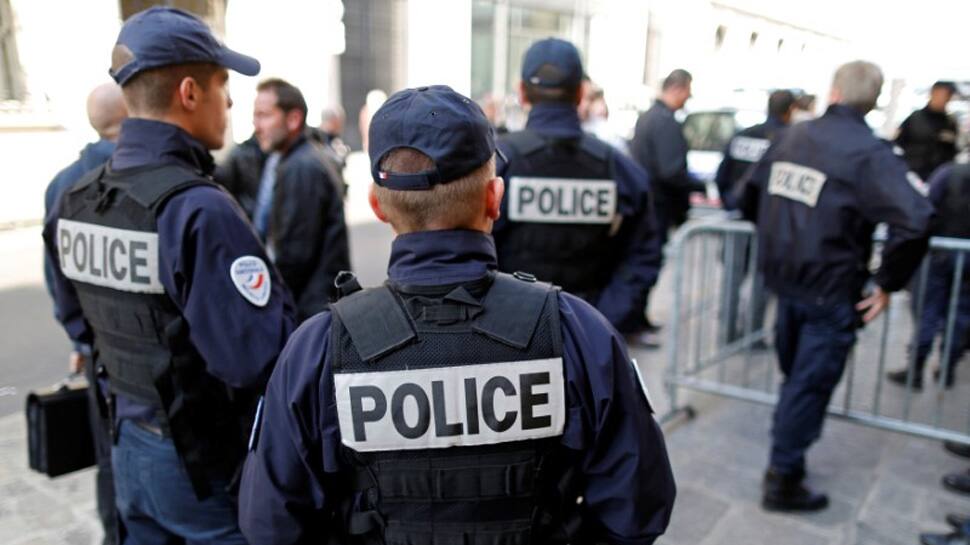Two suspected of planning attacks detained in France