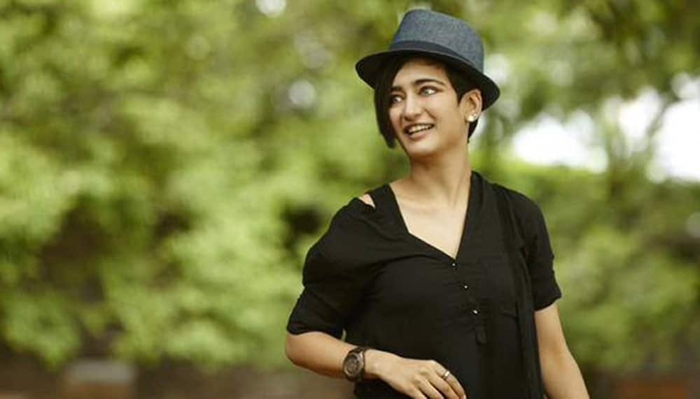 Akshara Haasan (Vivegam)