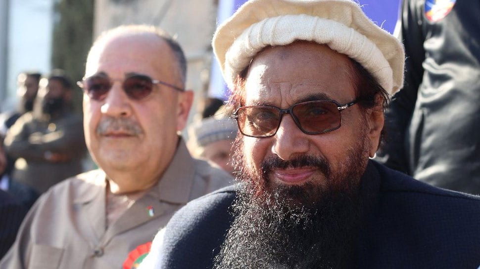 26/11 mastermind Hafiz Saeed shares stage with Palestinian envoy in Pak, pics go viral