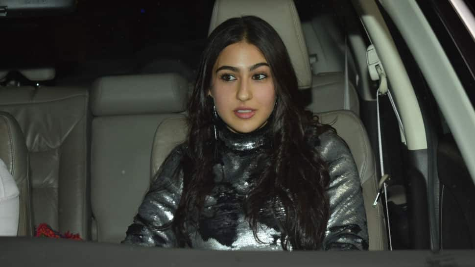 Sara Ali Khan&#039;s latest pic with daddy Saif proves &#039;good looks&#039; run in the family