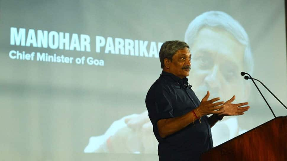 Goa govt working on legislation to ban binge, public drinking: Manohar Parrikar 