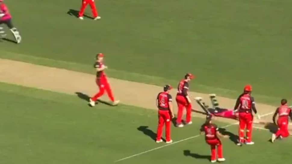 Watch: Bowling team forgets to remove bails, batters run on to secure tie