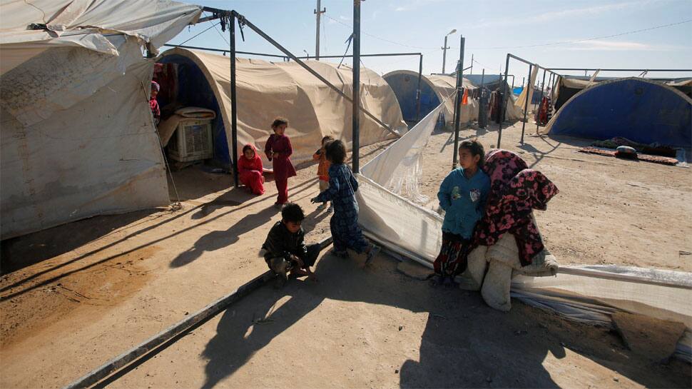 Iraq returning displaced civilians from camps to unsafe areas