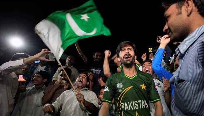 Four cricketers in Kashmir arrested for &#039;respecting&#039; Pakistan national anthem