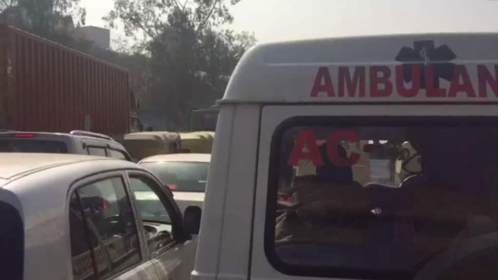 Repairing Delhi&#039;s Lajpat flyover takes massive toll on traffic, ambulance too gets gridlocked
