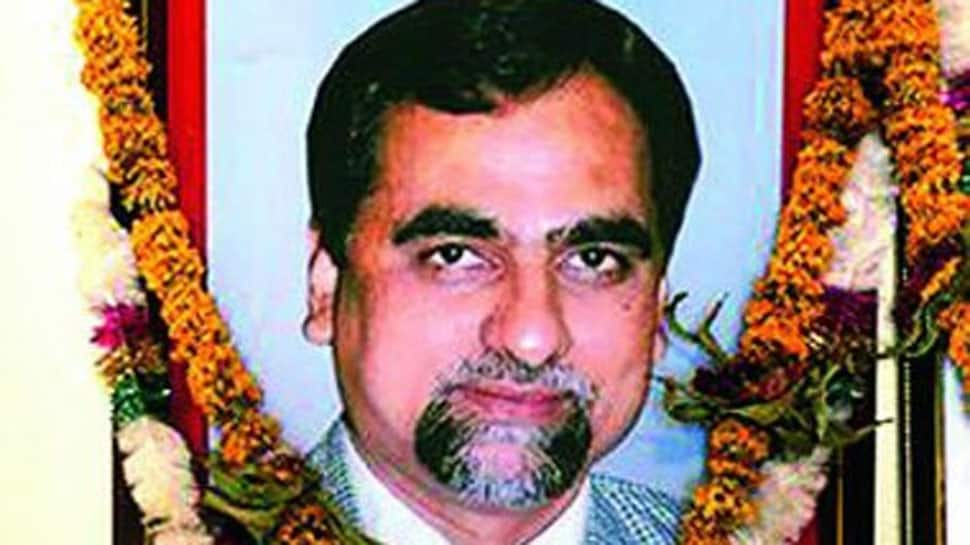 SC seeks autopsy report of Judge Loya from Maharashtra government