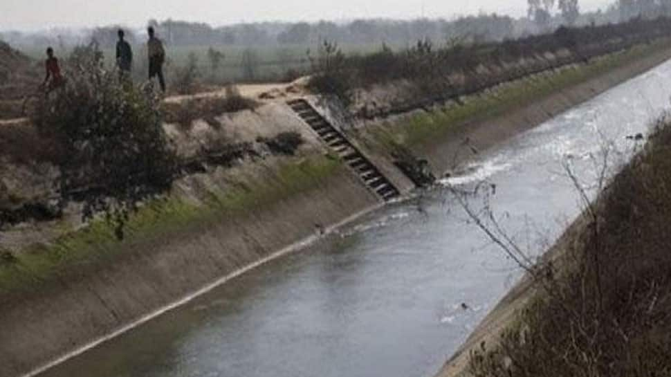 Delhi: CRPF jawan saves woman from drowning in canal