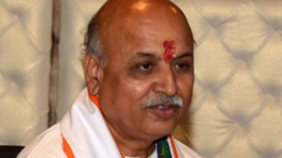 VHP leader Praveen Togadia missing? &#039;Not arrested&#039;, says police; cadres create ruckus