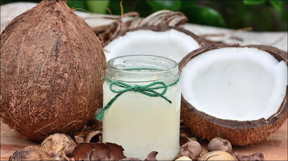 Coconut oil can reduce the risk of heart disease, says study – Here&#039;s how