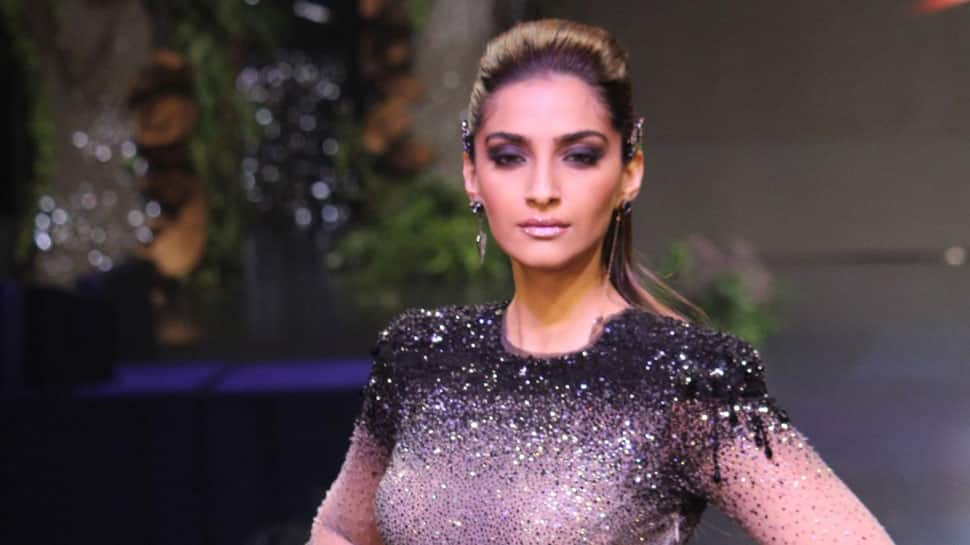 Attitude towards married actresses should be changed: Sonam Kapoor