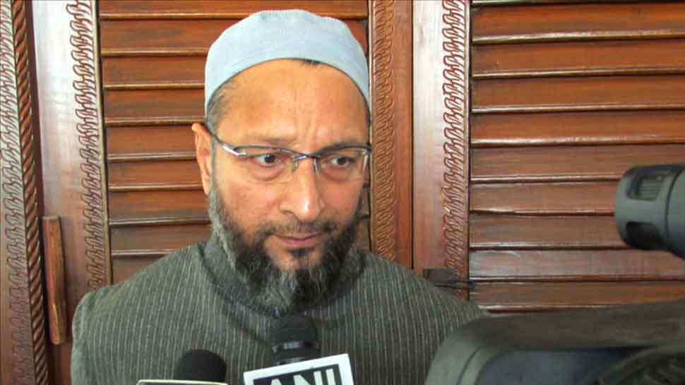 AIMIM chief Asaduddin Owaisi asks Muslims to not watch &#039;bakwas&#039; Padmaavat
