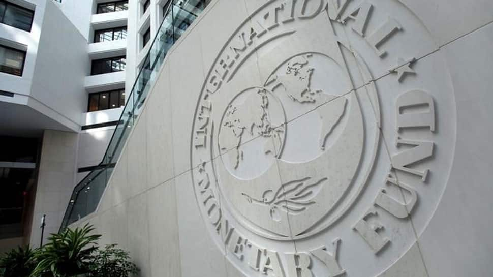 India to grow at 7.4% in 2018 as against China&#039;s 6.8%: International Monetary Fund