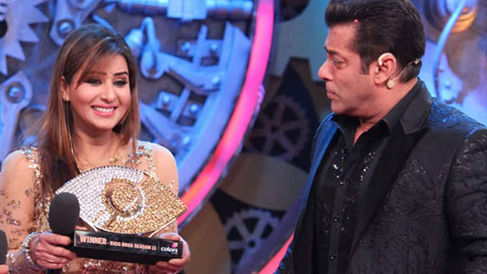 Bigg Boss 11 winner Shilpa Shinde shares adorable pic with Salman Khan