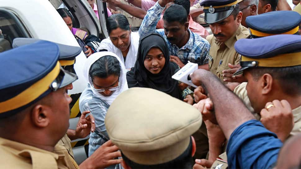 Kerala &#039;love jihad&#039; case: NIA can&#039;t decide on legitimacy of Hadiya&#039;s marriage, says SC