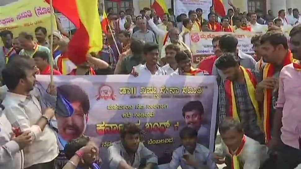 Karnataka bandh: Protest in Attibelle against Centre&#039;s &#039;apathy&#039; towards Mahadayi River water dispute