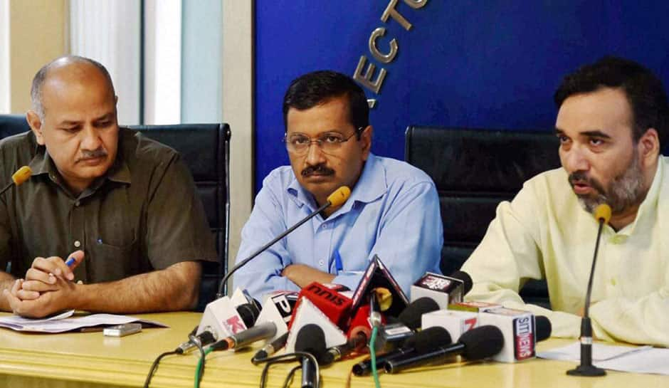 Delhi HC asks EC to explain on what grounds it disqualified 20 AAP MLAs