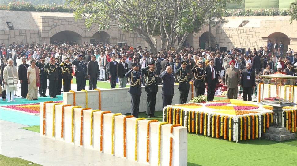President, PM Modi pay homage to Mahatma Gandhi on death anniversary ...