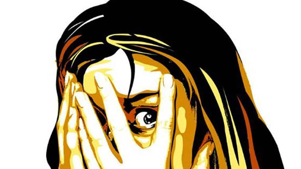 Malayalam actress molested on train, says 'nobody came to help' Malayalam actress molested on train, says 'nobody came to help'