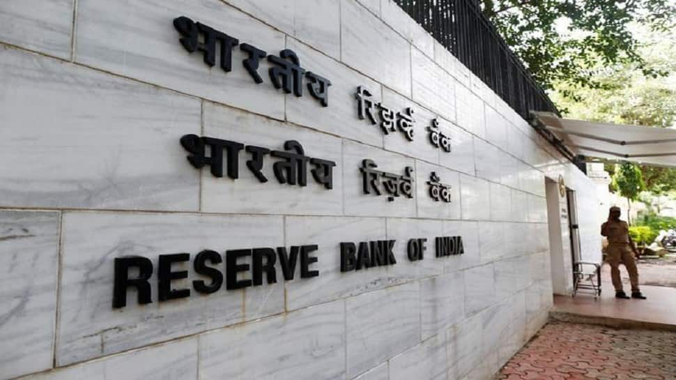 RBI, in careful balancing act, keeps repo rate unchanged