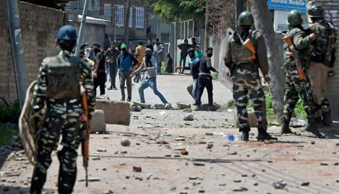 Army Major&#039;s father asks SC to quash Shopian firing FIR, cites AFSPA