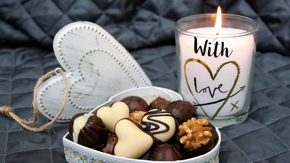 Chocolate Day 2018: Best Whatsapp messages to send to your loved one