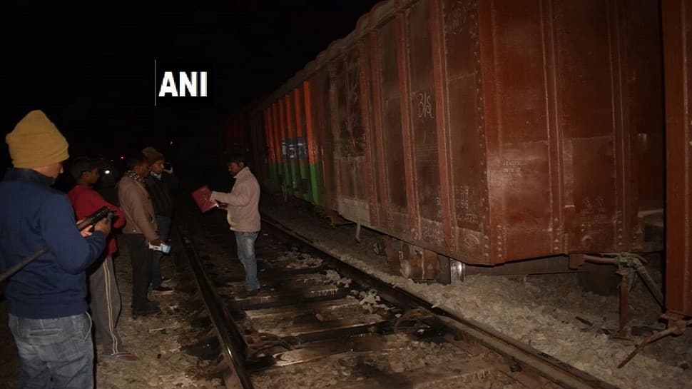 24 coaches goods train derail in Madhya Pradesh&#039;s Satna