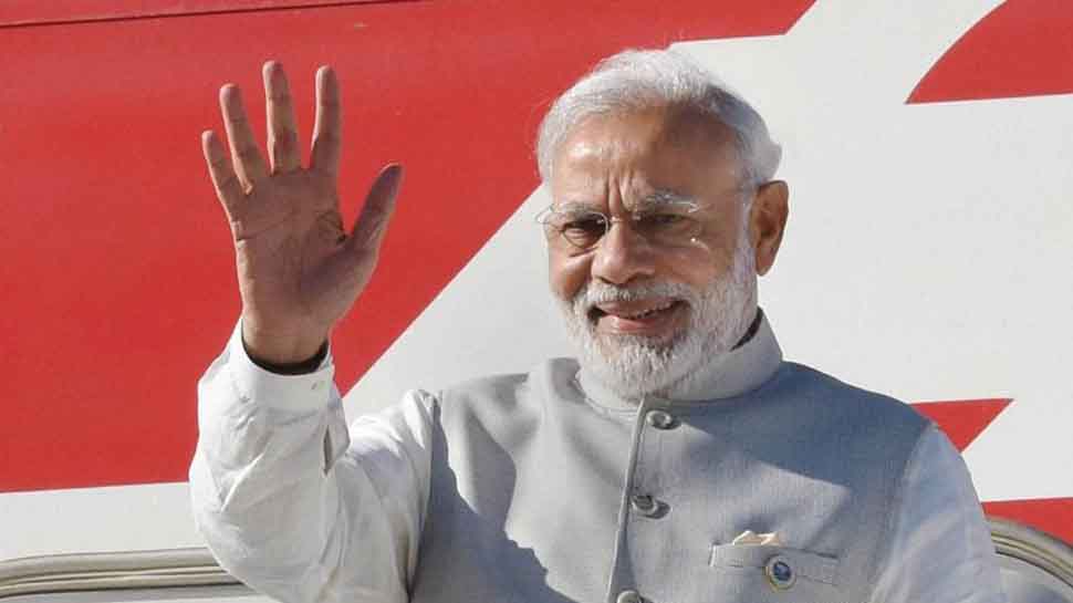  Narendra Modi lays wreath at Yasser Arafat&#039;s mausoleum