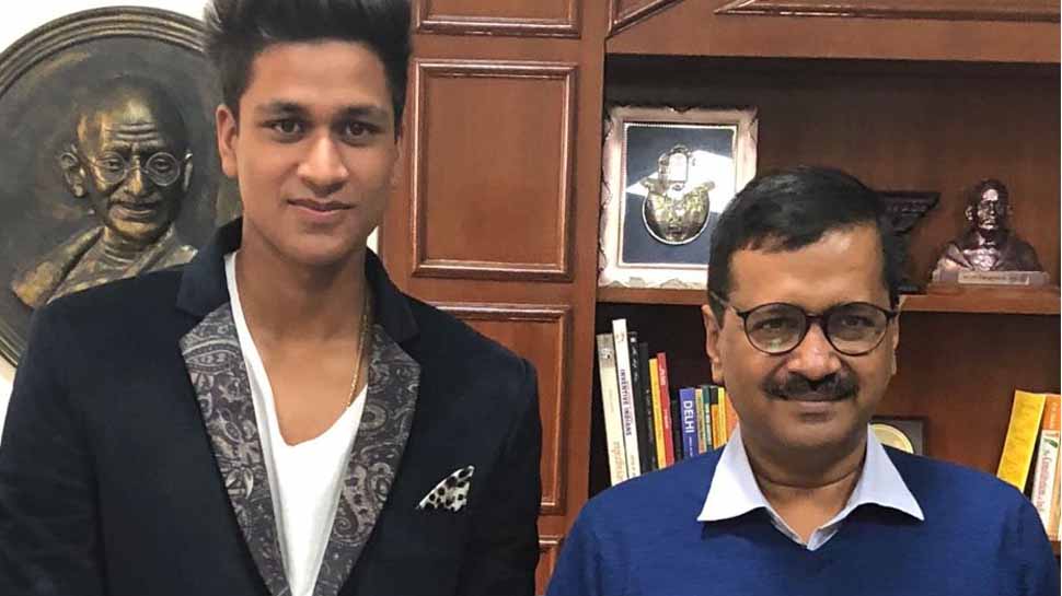 Delhi Chief Minister Arvind Kejriwal congratulates Manjot Kalra on U-19 World Cup win