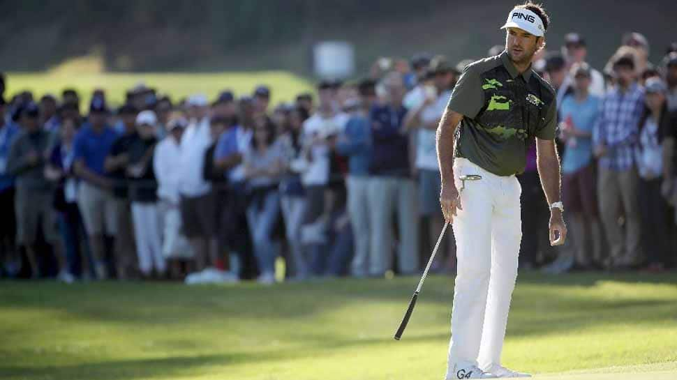 Bubba Watson sinks an eagle and five birdies for one-shot lead at Genesis Open