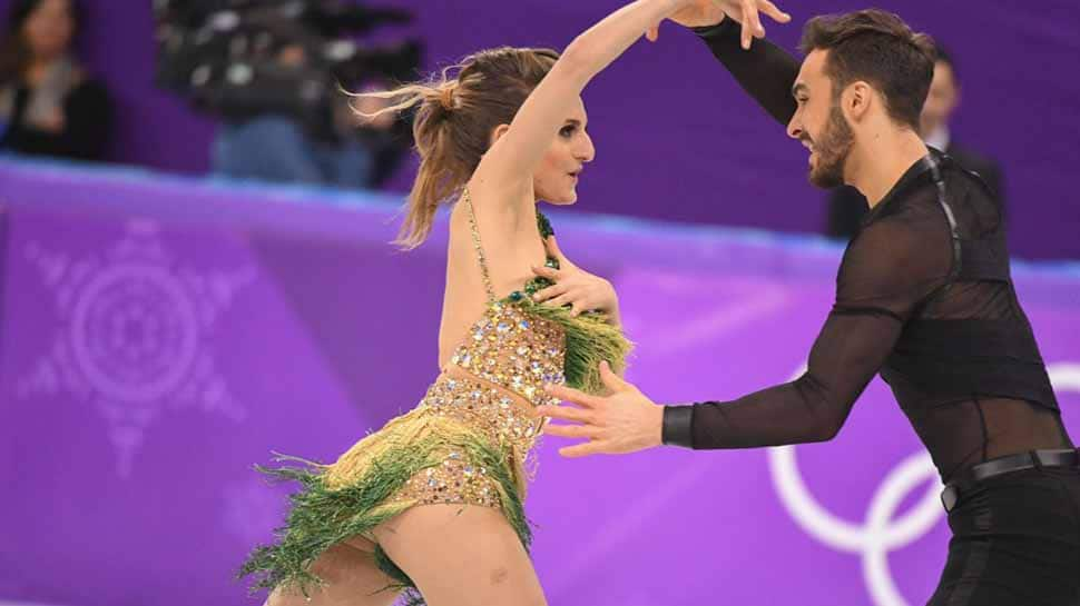 Winter Olympics: Wardrobe malfunction as French ice-skater Gabriella Papadakis loses top