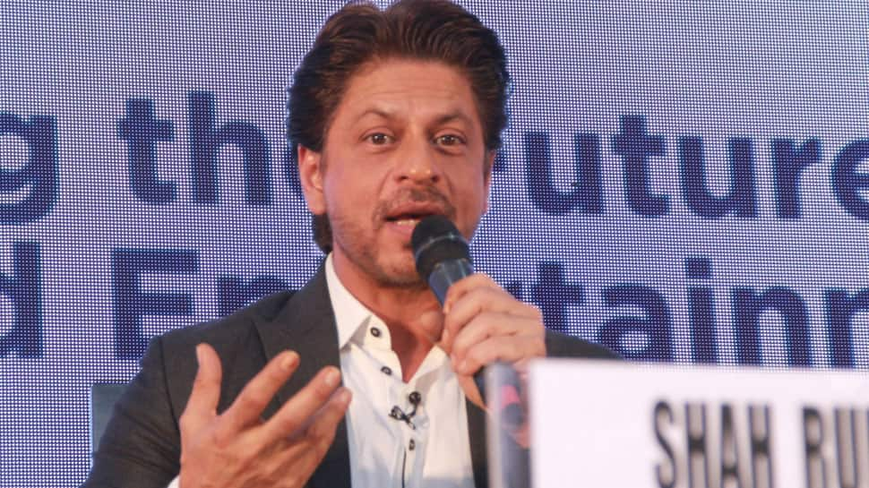 Celebs keep off political controversies for a reason, says Shah Rukh Khan