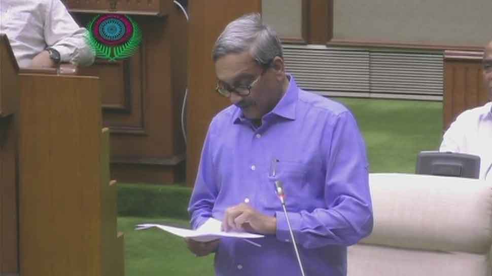 Manohar Parrikar back in Goa after treatment, presents state budget